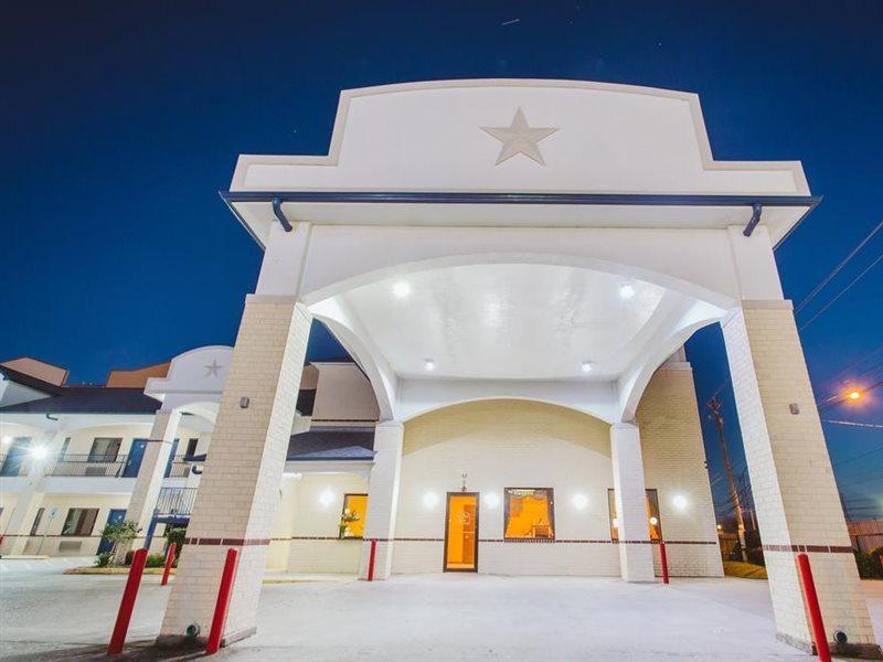 Hotel Bliss Kemah Exterior photo