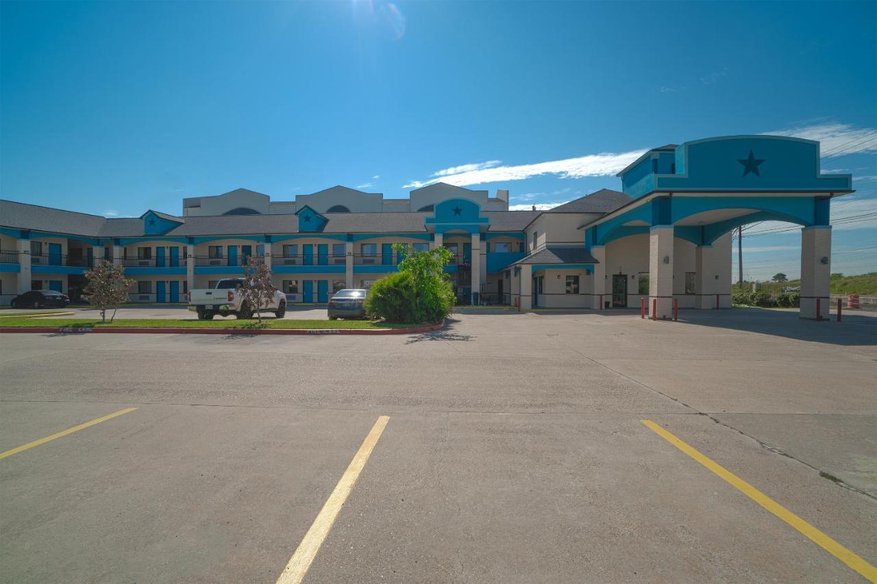 Hotel Bliss Kemah Exterior photo
