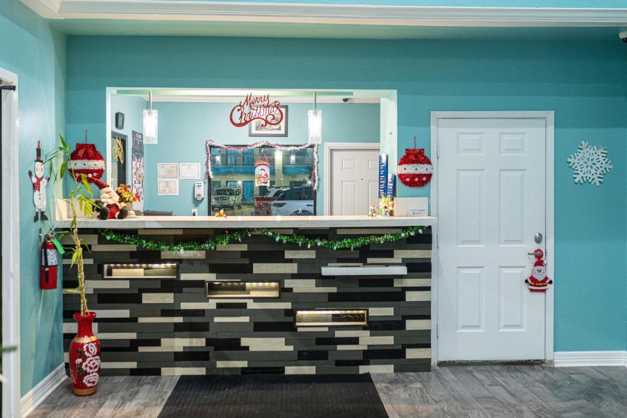 Hotel Bliss Kemah Exterior photo